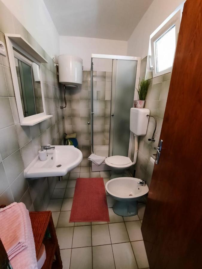 Apartmani Darko Kornić Dış mekan fotoğraf
