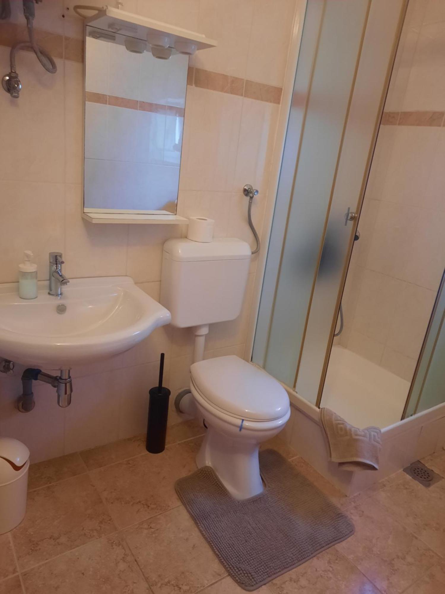 Apartmani Darko Kornić Dış mekan fotoğraf