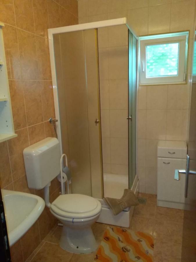 Apartmani Darko Kornić Dış mekan fotoğraf